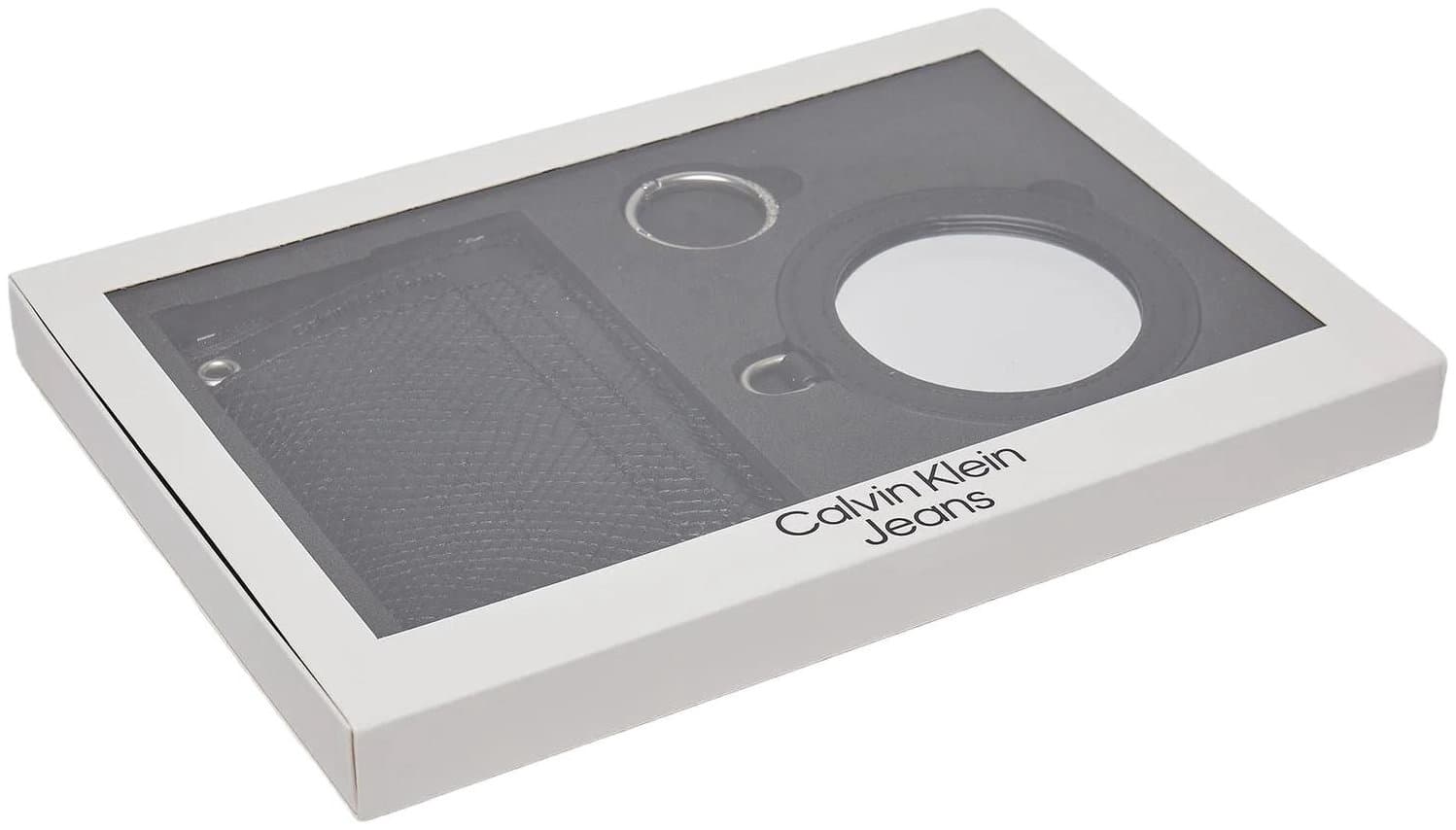 Calvin Klein Jeans  Women Wallet